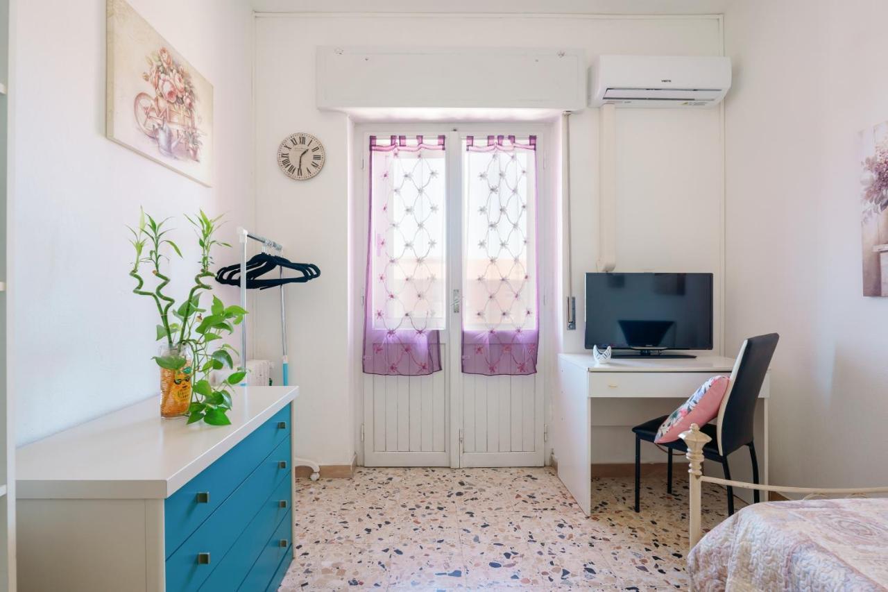 B&B Pothos: Cozy Stay with Modern Amenities Cagliari Exterior photo